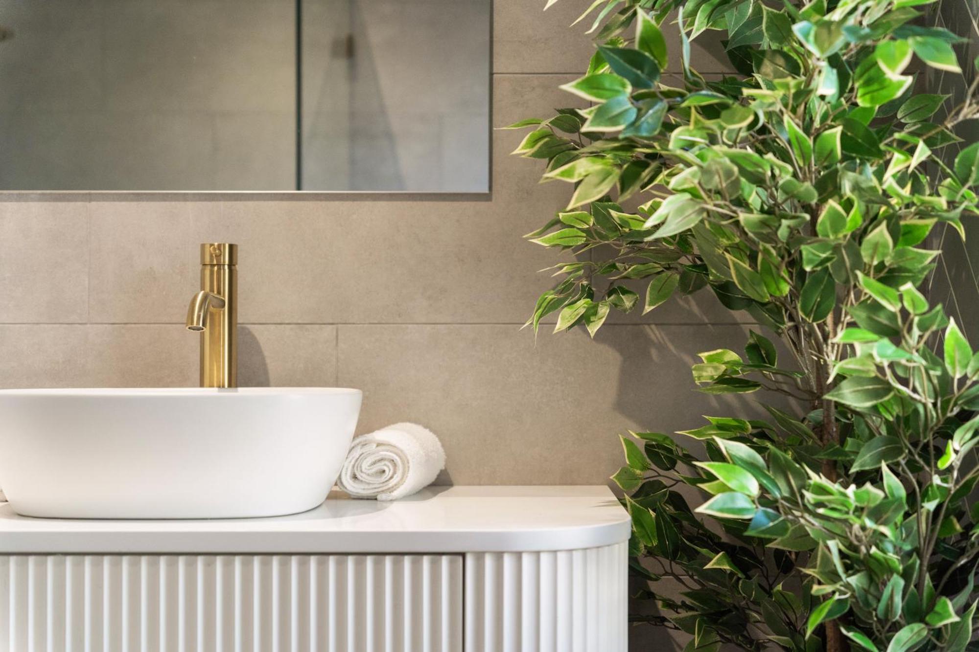 Stunning Terraced Near The Opera House Apartment