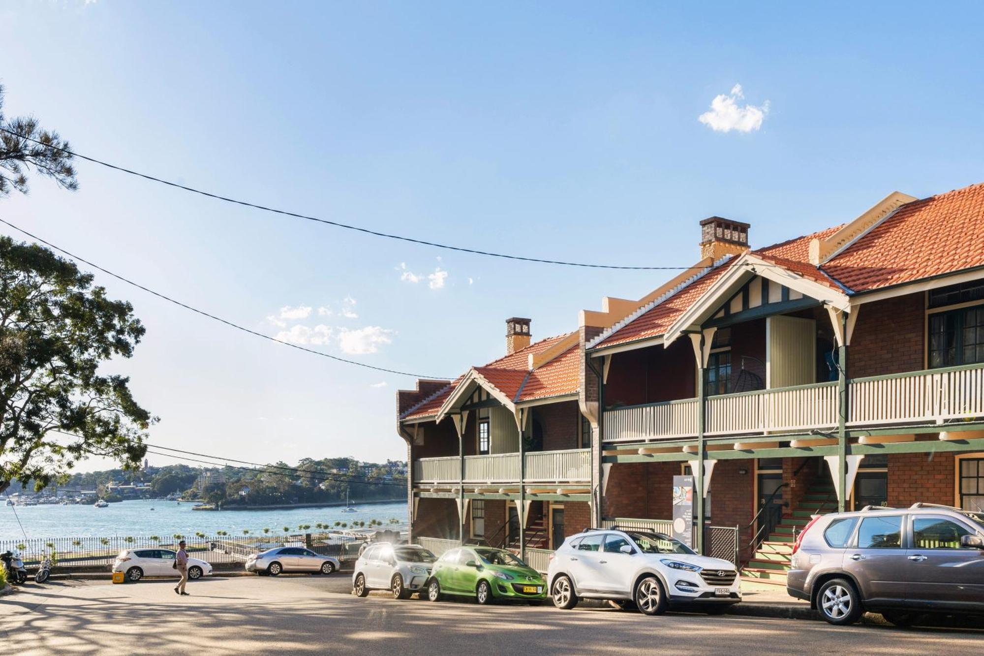 Stunning Terraced Near The Opera House Apartment *
